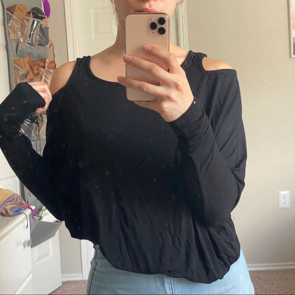 Cold shoulder long sleeve